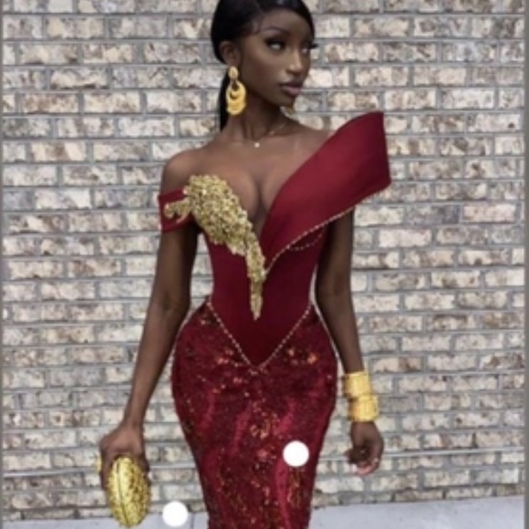 Burgundy/red and gold prom/outing dress - Picture 2 of 2